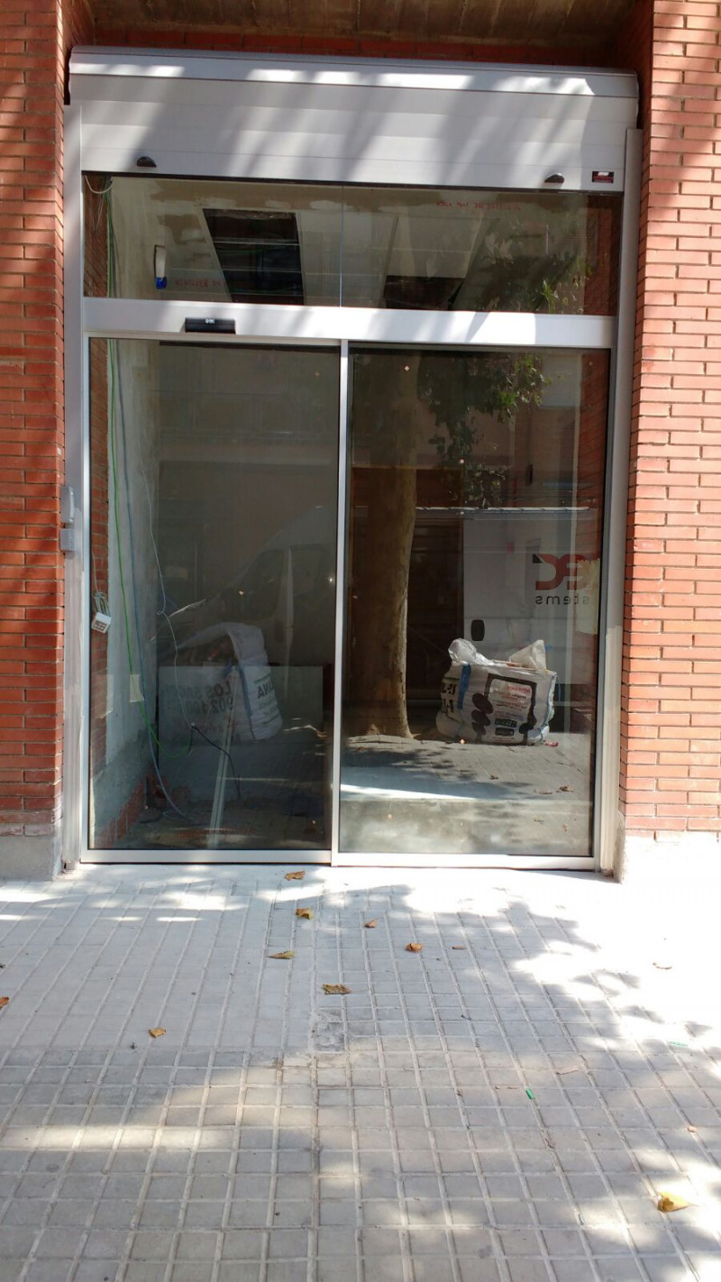 Puerta automática de cristal 1 hoja - automáticas de cristal - Puertas automáticas Barcelona | Tecsystems